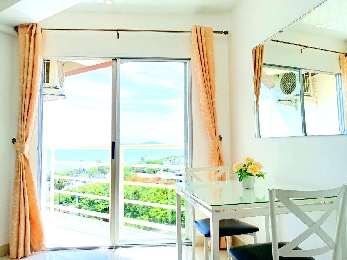 Sea View Beachfront Condos Pattaya Jomtien Beach Extérieur photo