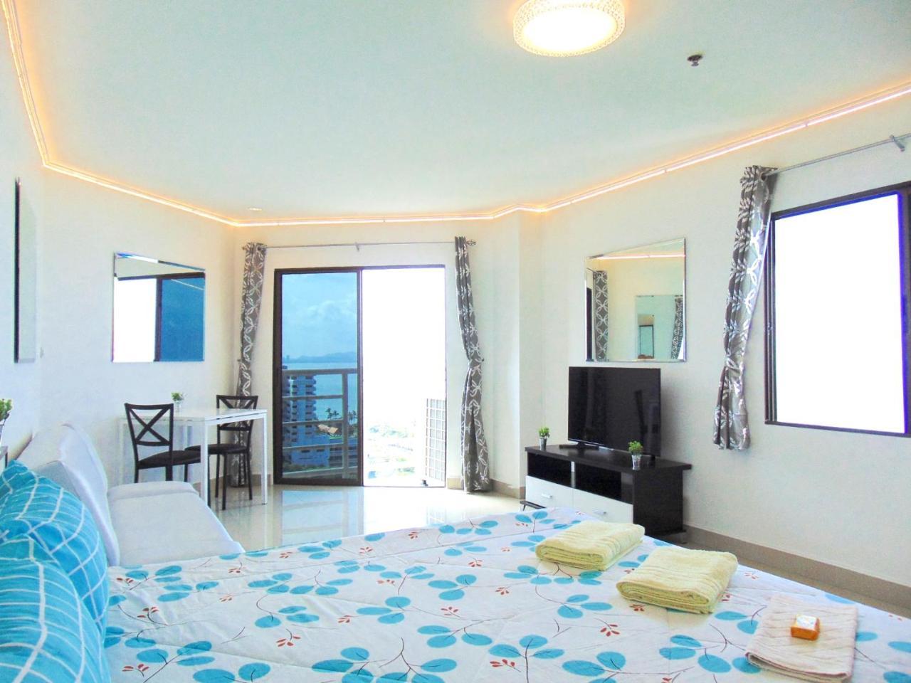 Sea View Beachfront Condos Pattaya Jomtien Beach Extérieur photo